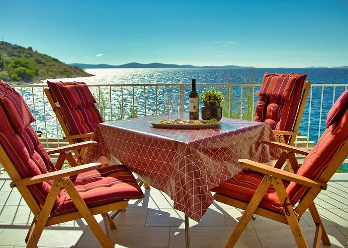 Podvorac Apartamento Tribalj