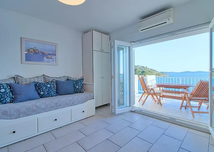 Podvorac Apartamento *