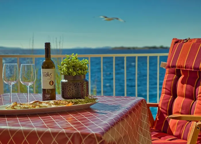 Apartment Podvorac Tribunj (Sibenik-Knin)